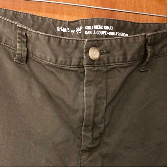 Khaki gap size 10 - Picture 3 of 4